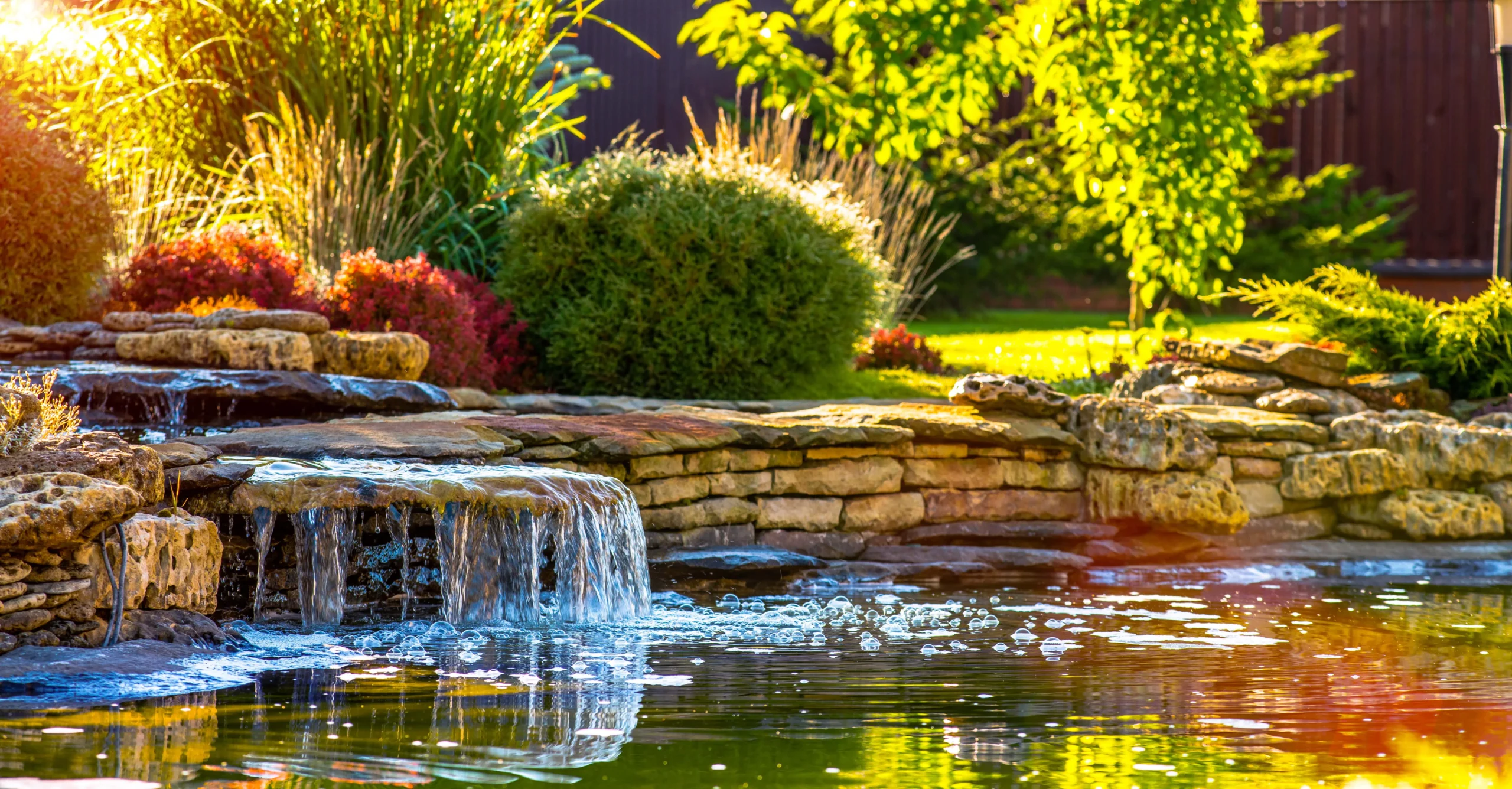 How to Blend Hardscaping and Softscaping for a Balanced Yard